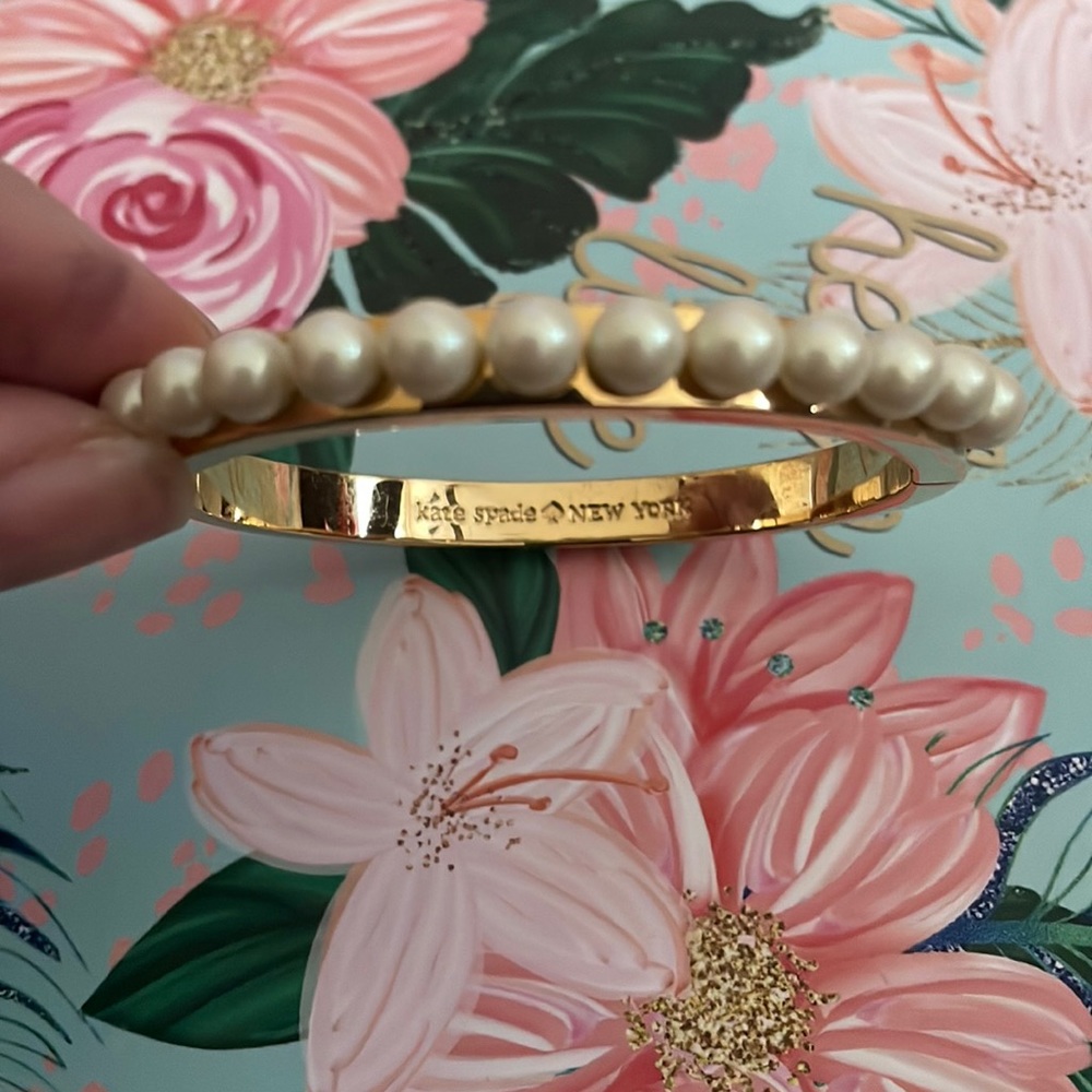 Authentic Kate spade pearly delight bangle